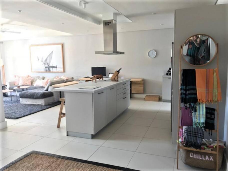 Wozamoya Apartment Riviere Noire Luaran gambar